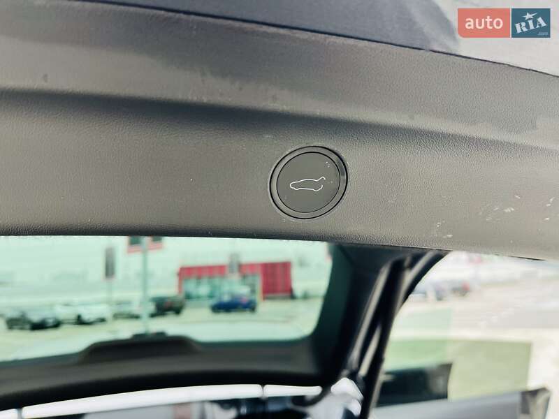 Внедорожник / Кроссовер Tesla Model Y 2022 в Киеве фото 18 Внедорожник / Кроссовер Tesla Model Y 2022 в Киеве