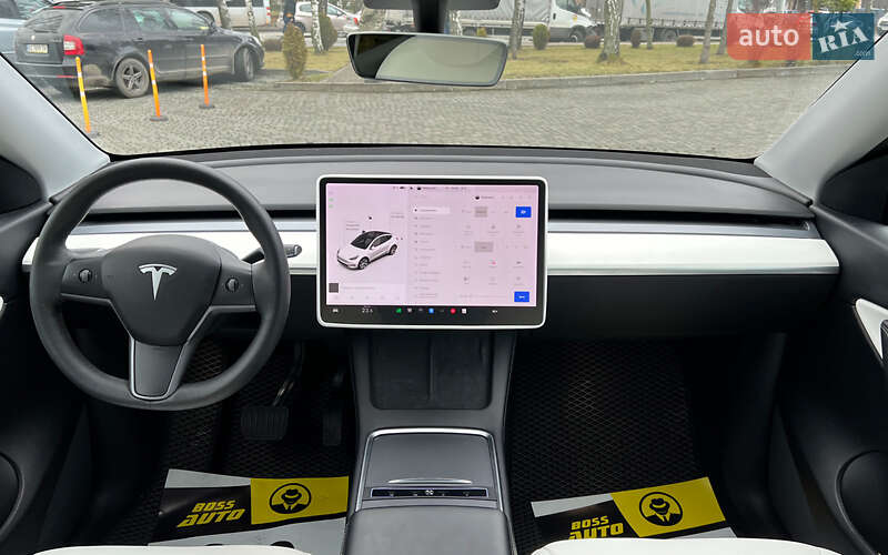 Внедорожник / Кроссовер Tesla Model Y 2021 в Львове