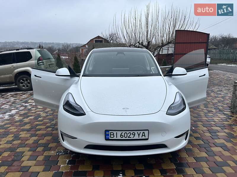 Внедорожник / Кроссовер Tesla Model Y 2022 в Полтаве фото 10 Внедорожник / Кроссовер Tesla Model Y 2022 в Полтаве