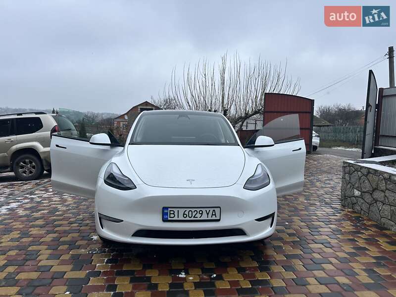 Внедорожник / Кроссовер Tesla Model Y 2022 в Полтаве фото 11 Внедорожник / Кроссовер Tesla Model Y 2022 в Полтаве