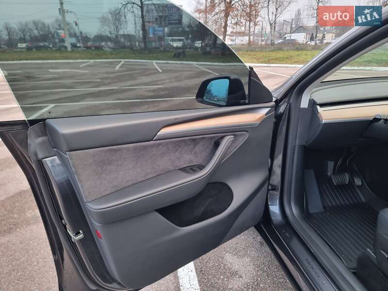 Внедорожник / Кроссовер Tesla Model Y 2024 в Житомире фото 13 Внедорожник / Кроссовер Tesla Model Y 2024 в Житомире