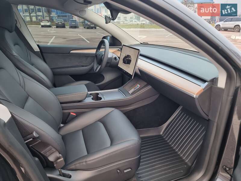 Внедорожник / Кроссовер Tesla Model Y 2024 в Житомире фото 22 Внедорожник / Кроссовер Tesla Model Y 2024 в Житомире