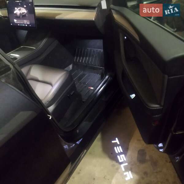 Внедорожник / Кроссовер Tesla Model Y 2024 в Новояворовске фото 4 Внедорожник / Кроссовер Tesla Model Y 2024 в Новояворовске