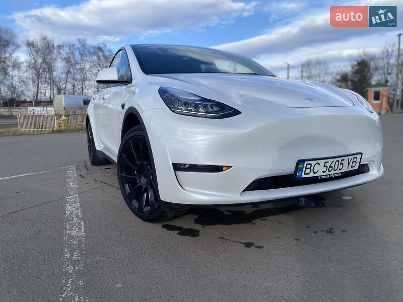 Внедорожник / Кроссовер Tesla Model Y 2022 в Стрые