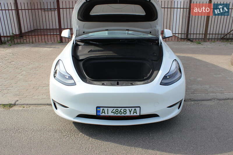 Внедорожник / Кроссовер Tesla Model Y 2021 в Киеве