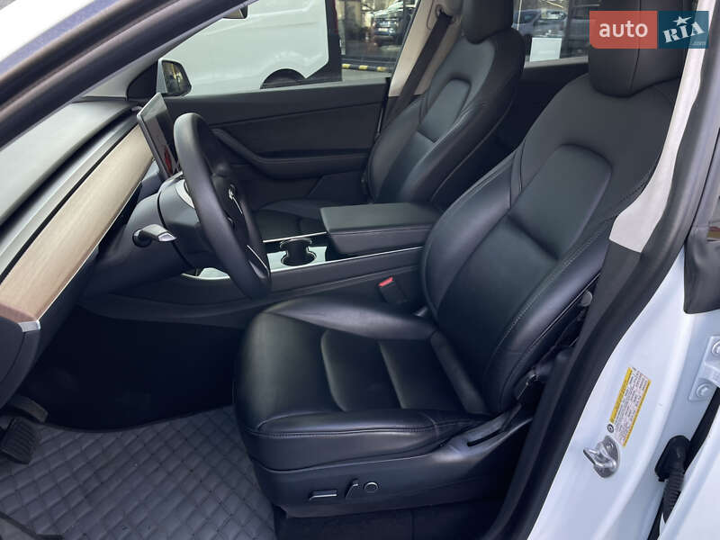 Внедорожник / Кроссовер Tesla Model Y 2021 в Одессе