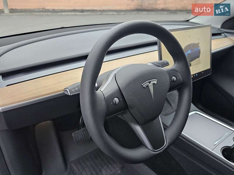 Внедорожник / Кроссовер Tesla Model Y 2024 в Днепре фото 22 Внедорожник / Кроссовер Tesla Model Y 2024 в Днепре
