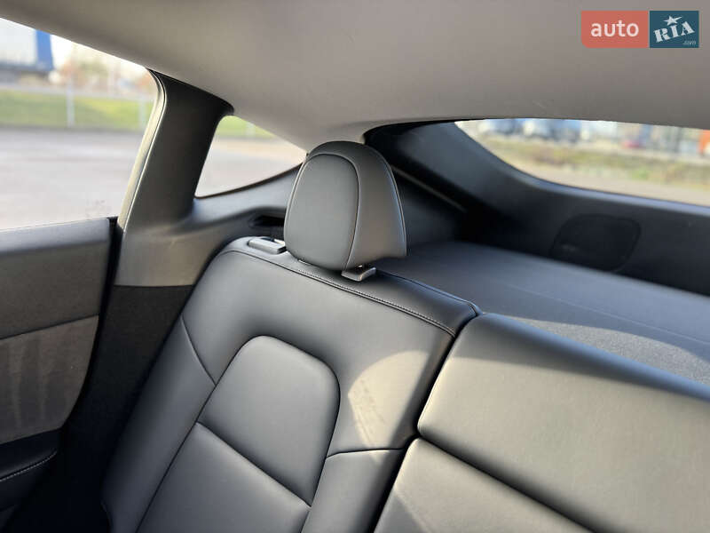 Внедорожник / Кроссовер Tesla Model Y 2024 в Ковеле