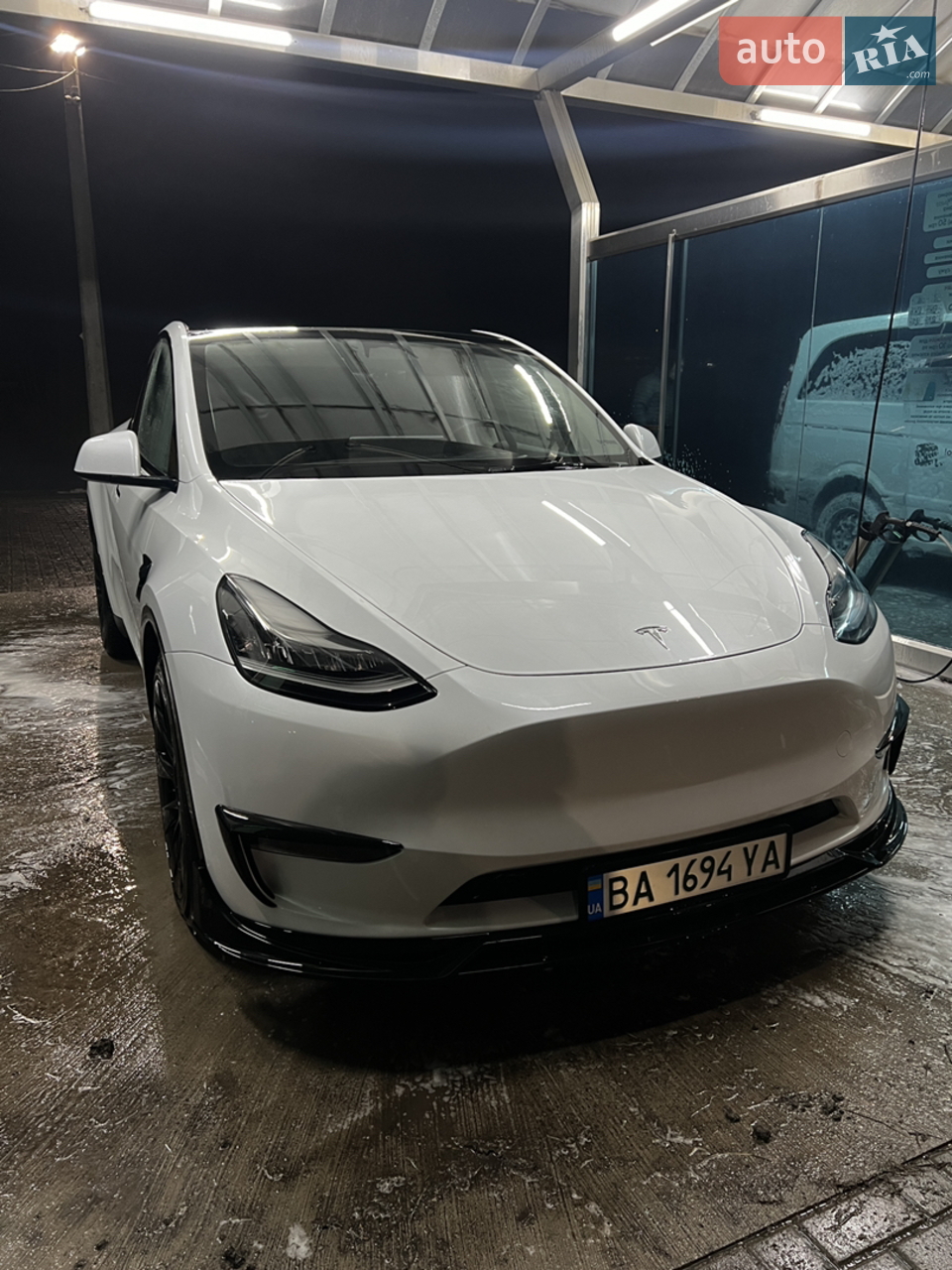 2024 Tesla Model Y - мініатюра 23