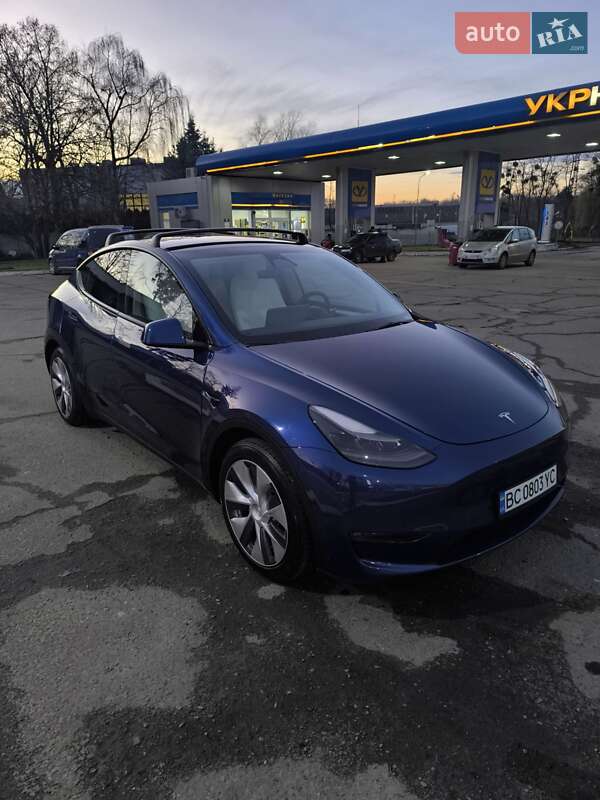 Внедорожник / Кроссовер Tesla Model Y 2023 в Львове фото 2 Внедорожник / Кроссовер Tesla Model Y 2023 в Львове