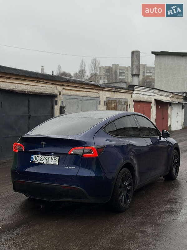 Внедорожник / Кроссовер Tesla Model Y 2020 в Львове