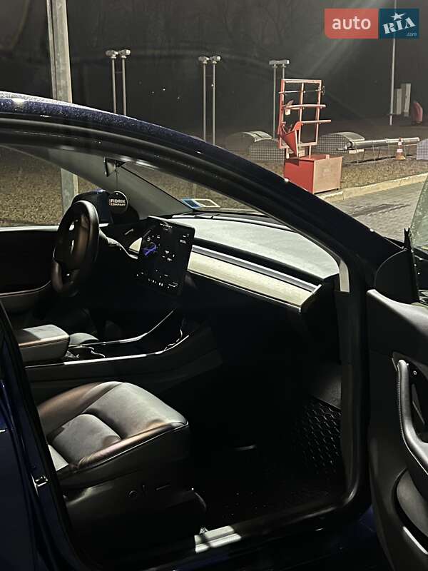 Внедорожник / Кроссовер Tesla Model Y 2021 в Кривом Роге фото 5 Внедорожник / Кроссовер Tesla Model Y 2021 в Кривом Роге