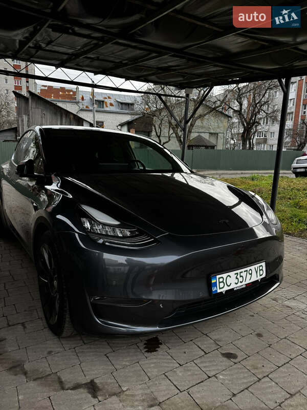 Внедорожник / Кроссовер Tesla Model Y 2020 в Львове