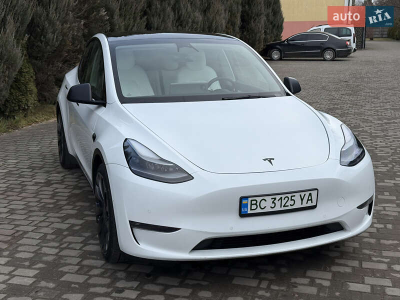 Внедорожник / Кроссовер Tesla Model Y 2022 в Самборе