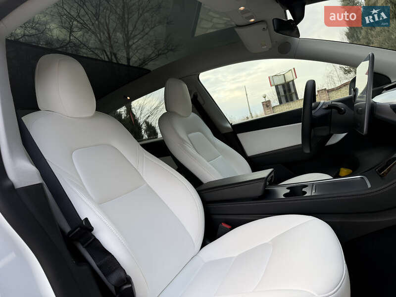 Внедорожник / Кроссовер Tesla Model Y 2022 в Самборе