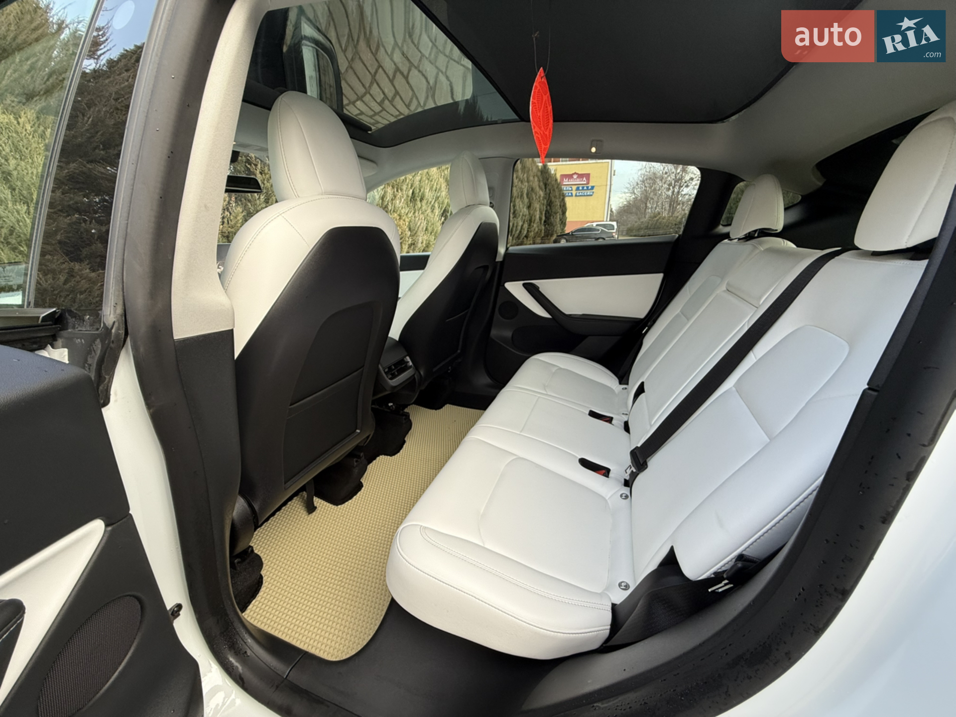 2022 Tesla Model Y - мініатюра 24