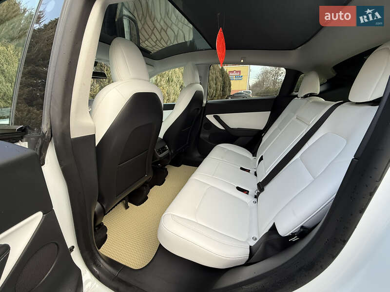 Внедорожник / Кроссовер Tesla Model Y 2022 в Самборе