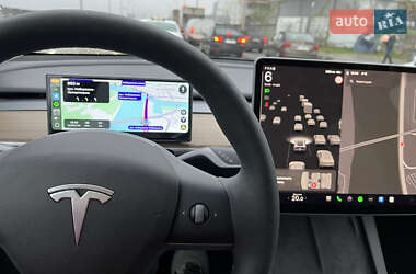 Позашляховик / Кросовер Tesla Model Y 2024 в Києві