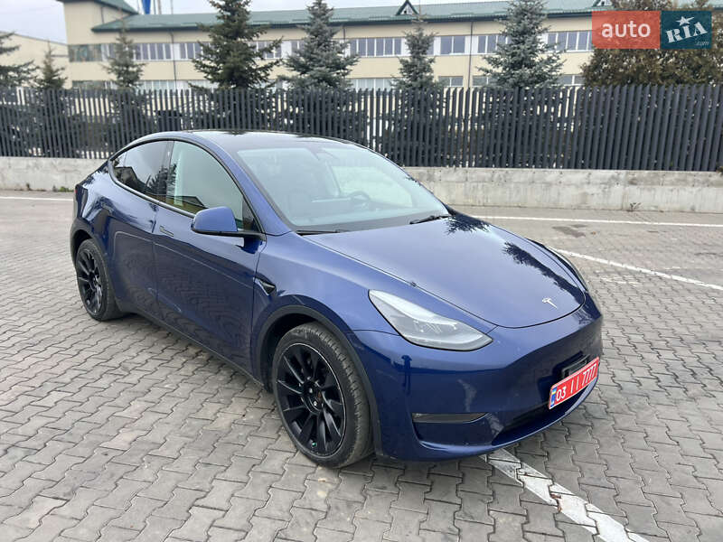 Внедорожник / Кроссовер Tesla Model Y 2023 в Луцке