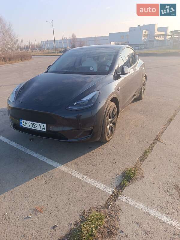 Tesla Model Y 2024 Tesla Model Y 2024