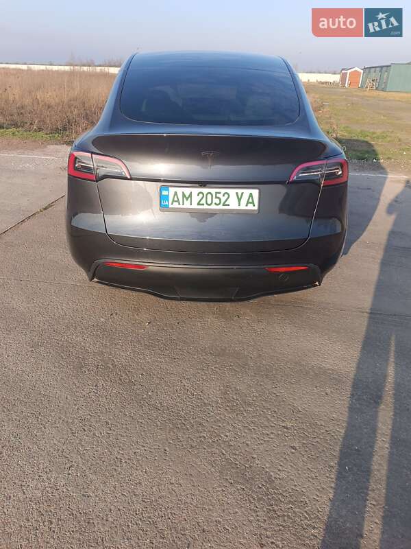 Внедорожник / Кроссовер Tesla Model Y 2024 в Коростене