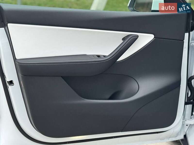 Внедорожник / Кроссовер Tesla Model Y 2022 в Ковеле