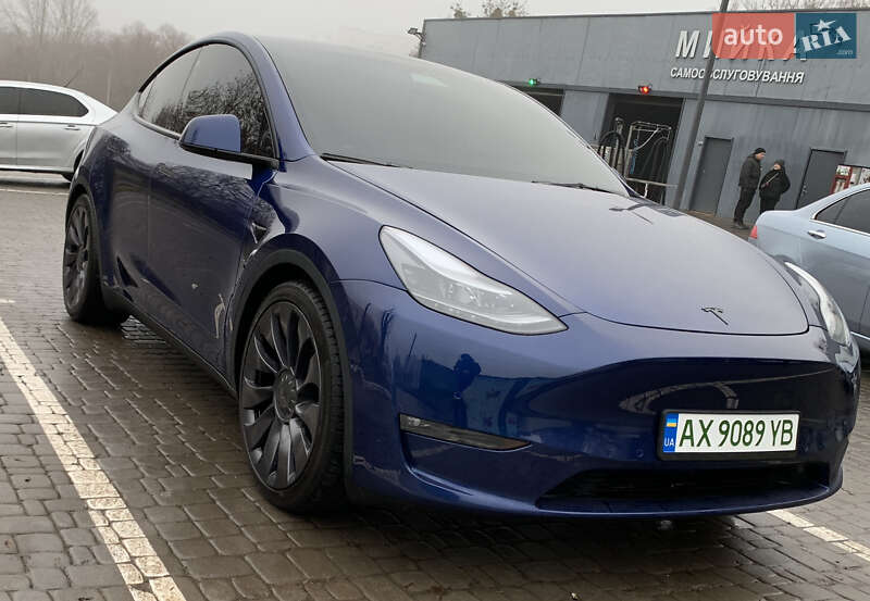Внедорожник / Кроссовер Tesla Model Y 2021 в Харькове
