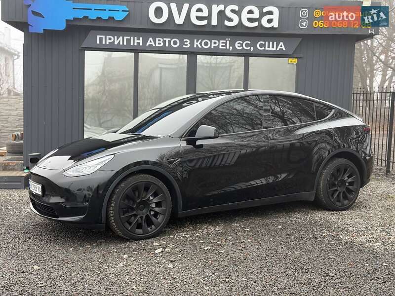 Внедорожник / Кроссовер Tesla Model Y 2022 в Хмельницком