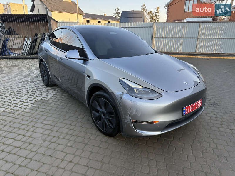 Внедорожник / Кроссовер Tesla Model Y 2024 в Львове фото 19 Внедорожник / Кроссовер Tesla Model Y 2024 в Львове
