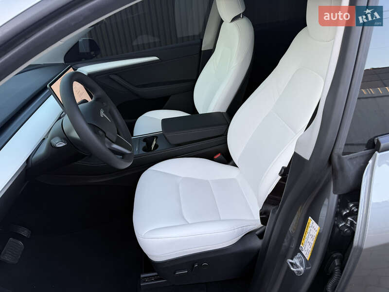 Внедорожник / Кроссовер Tesla Model Y 2024 в Львове фото 23 Внедорожник / Кроссовер Tesla Model Y 2024 в Львове