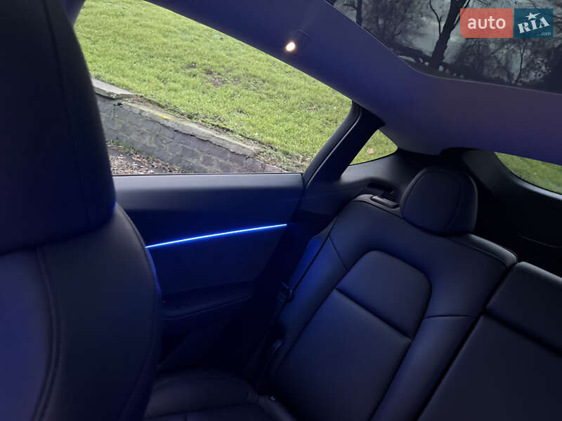 Внедорожник / Кроссовер Tesla Model Y 2023 в Днепре фото 19 Внедорожник / Кроссовер Tesla Model Y 2023 в Днепре