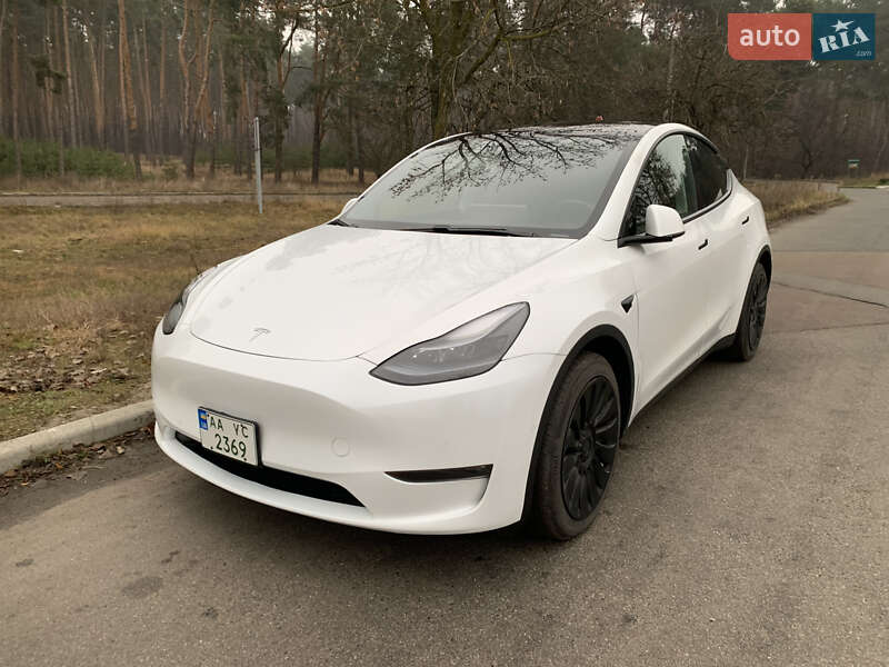 Внедорожник / Кроссовер Tesla Model Y 2020 в Киеве