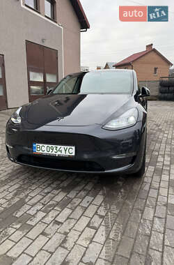 Внедорожник / Кроссовер Tesla Model Y 2024 в Львове