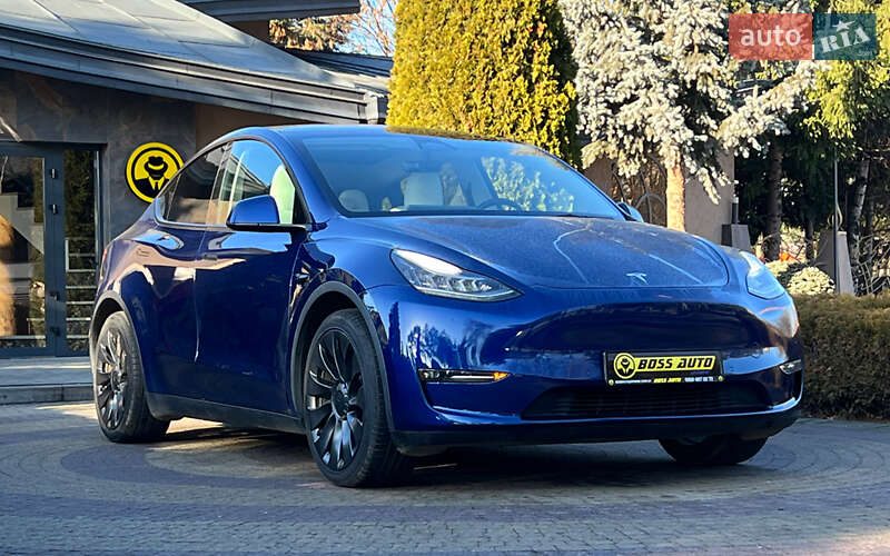 Tesla Model Y 2021