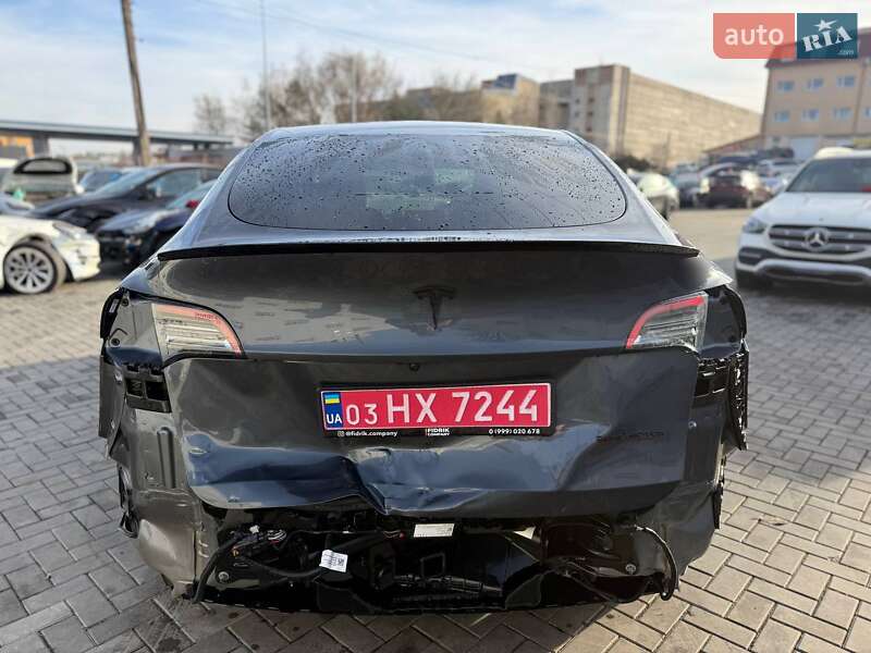 Внедорожник / Кроссовер Tesla Model Y 2021 в Луцке