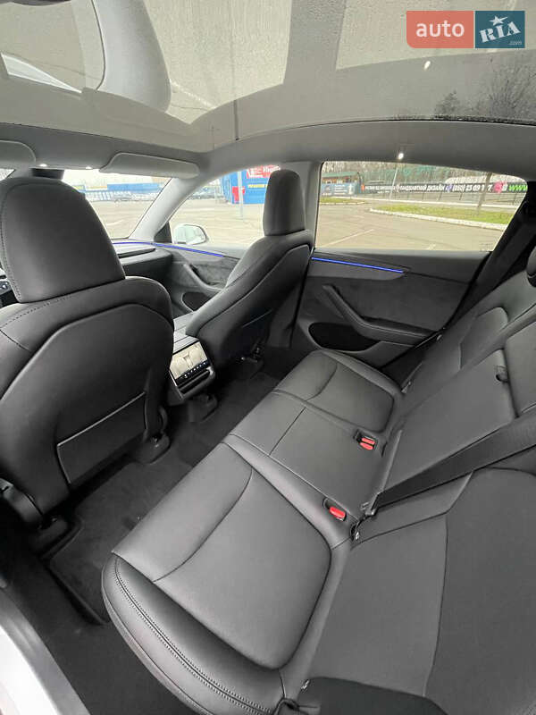 Внедорожник / Кроссовер Tesla Model Y 2025 в Киеве фото 14 Внедорожник / Кроссовер Tesla Model Y 2025 в Киеве