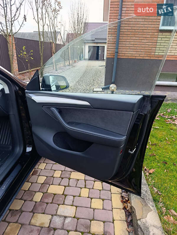 Внедорожник / Кроссовер Tesla Model Y 2023 в Луцке фото 13 Внедорожник / Кроссовер Tesla Model Y 2023 в Луцке