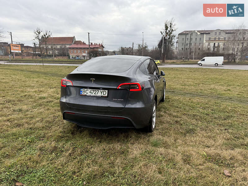 Внедорожник / Кроссовер Tesla Model Y 2023 в Львове