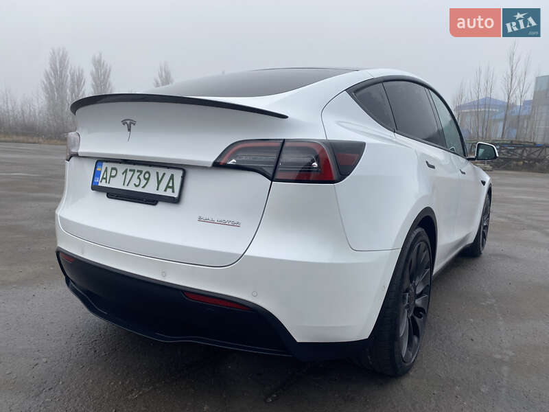 Внедорожник / Кроссовер Tesla Model Y 2022 в Ровно