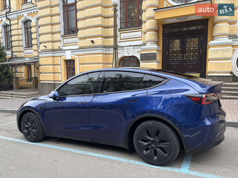 Внедорожник / Кроссовер Tesla Model Y 2023 в Киеве фото 12 Внедорожник / Кроссовер Tesla Model Y 2023 в Киеве