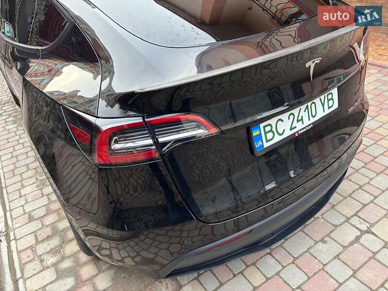 Внедорожник / Кроссовер Tesla Model Y 2021 в Львове