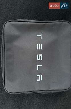 Внедорожник / Кроссовер Tesla Model Y 2021 в Львове