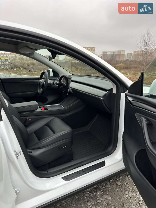 Внедорожник / Кроссовер Tesla Model Y 2023 в Софиевской Борщаговке фото 18 Внедорожник / Кроссовер Tesla Model Y 2023 в Софиевской Борщаговке