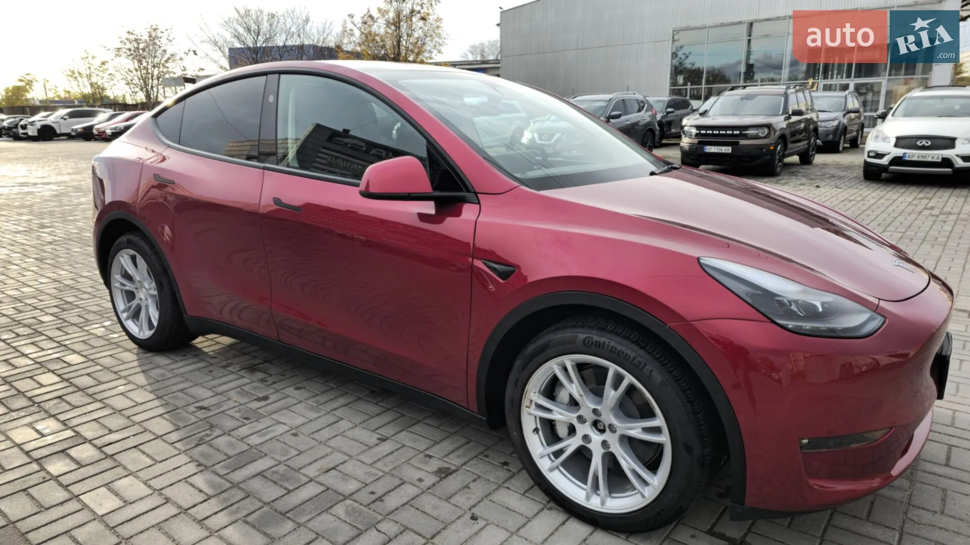 2024 Tesla Model Y - мініатюра 2