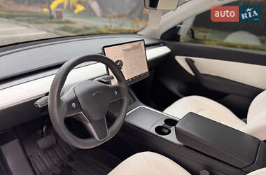 Внедорожник / Кроссовер Tesla Model Y 2021 в Виннице