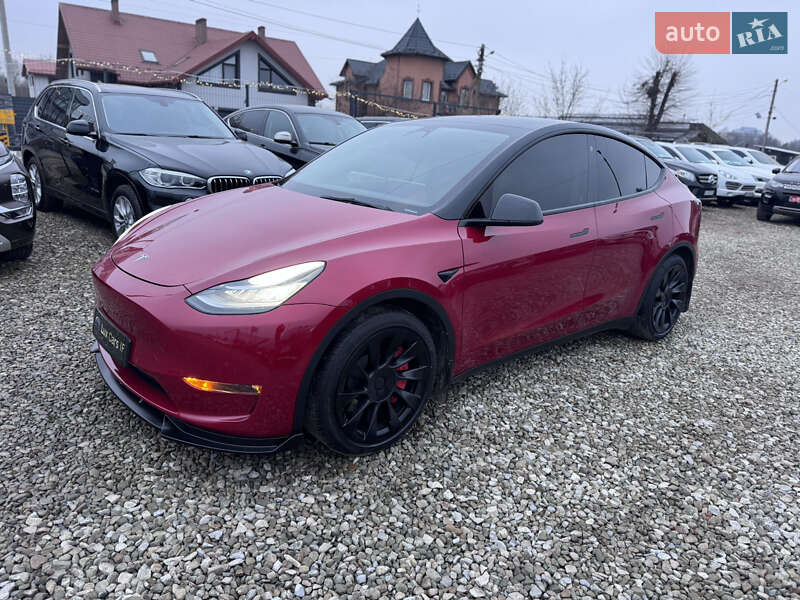 Внедорожник / Кроссовер Tesla Model Y 2021 в Ивано-Франковске