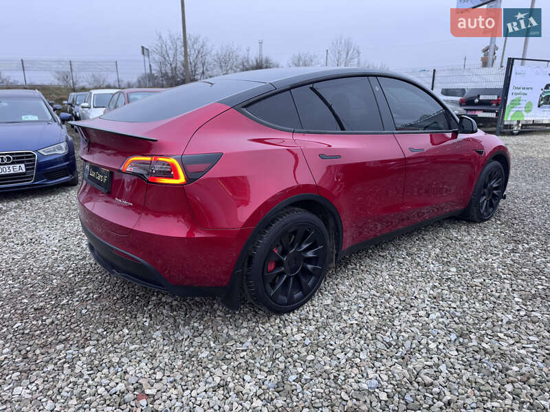 Внедорожник / Кроссовер Tesla Model Y 2021 в Ивано-Франковске