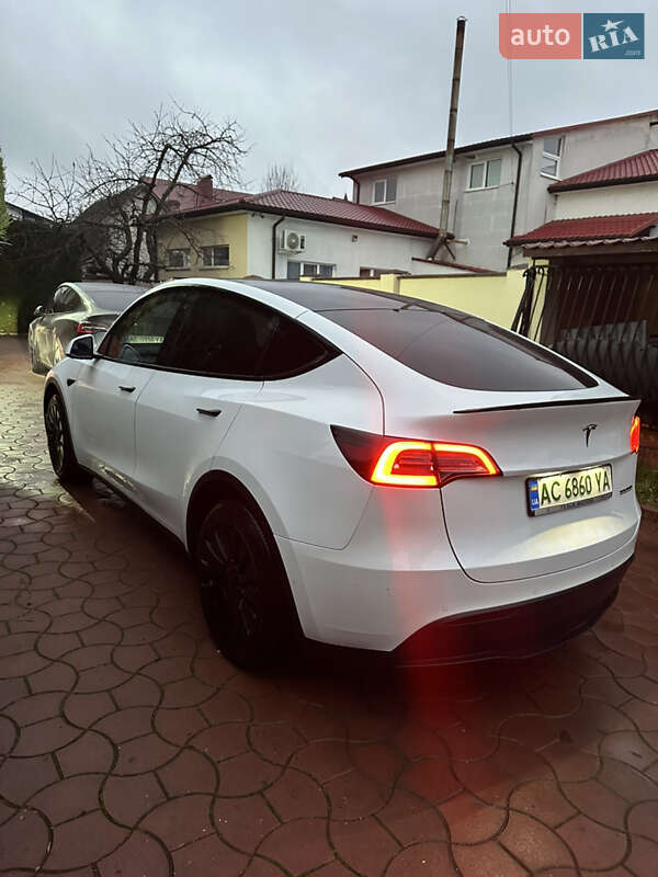 Внедорожник / Кроссовер Tesla Model Y 2020 в Луцке