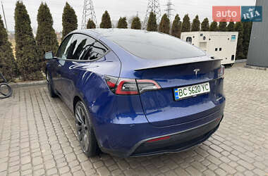 Позашляховик / Кросовер Tesla Model Y 2022 в Львові