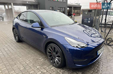 Позашляховик / Кросовер Tesla Model Y 2022 в Львові